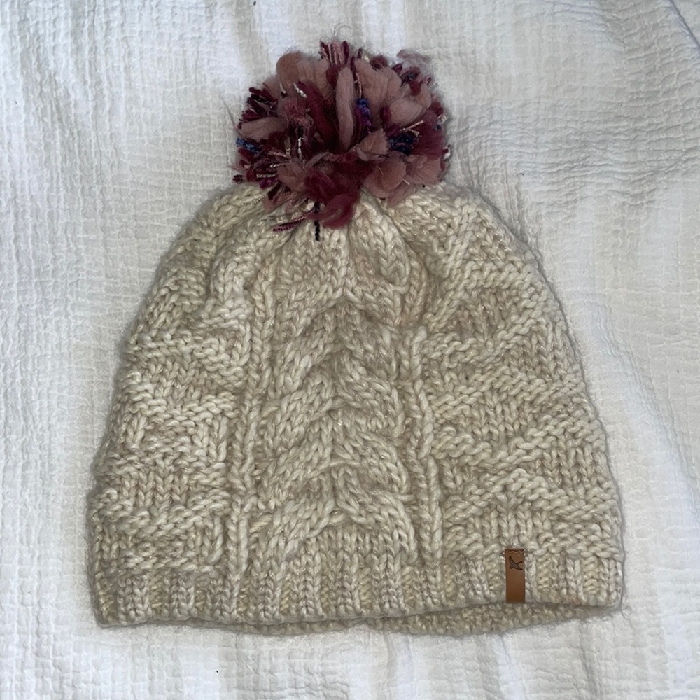 Like new Eddie Bauer knit winter hat.